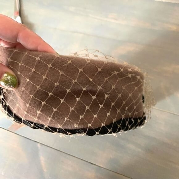 Vtg Jo Lyn Original Elegance Toque Netted Wool Hat